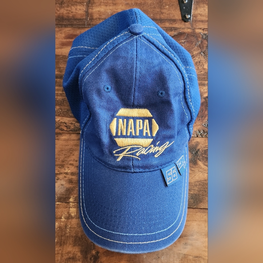 NAPA Racing. NASCAR, Velcro, One Size, pre-owned, Sanitized